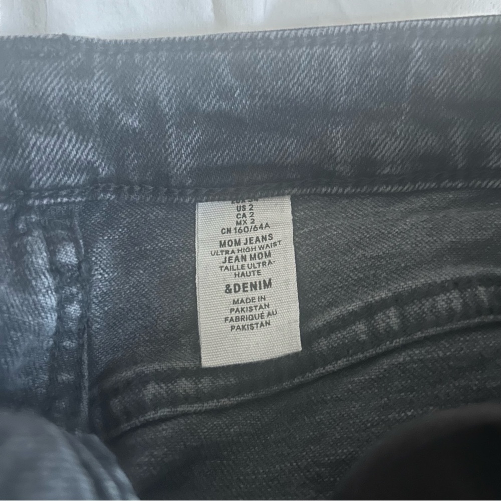 H&M Black Straight  Jeans Women Size:2 - Picture 2 of 4